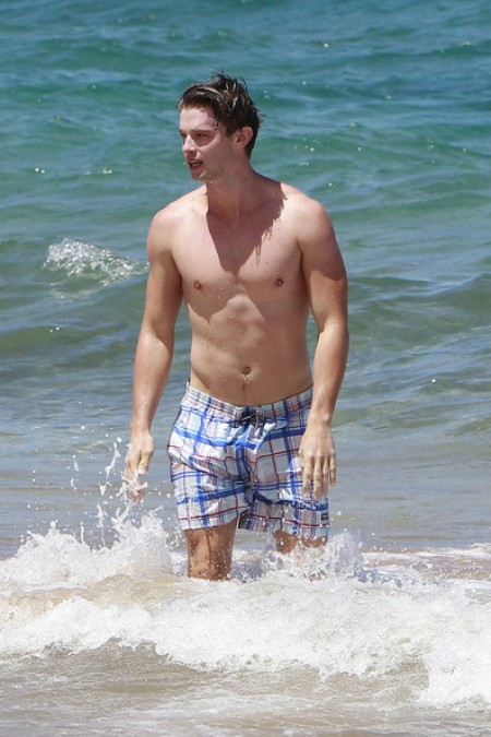 Hottie In Hawaii Shirtless Patrick Schwarzenegger Caught Bending Over While Shirtless And Hot