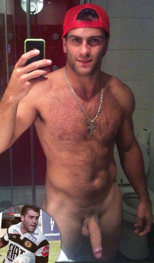 Juan Ignacio Karqui rugby naked