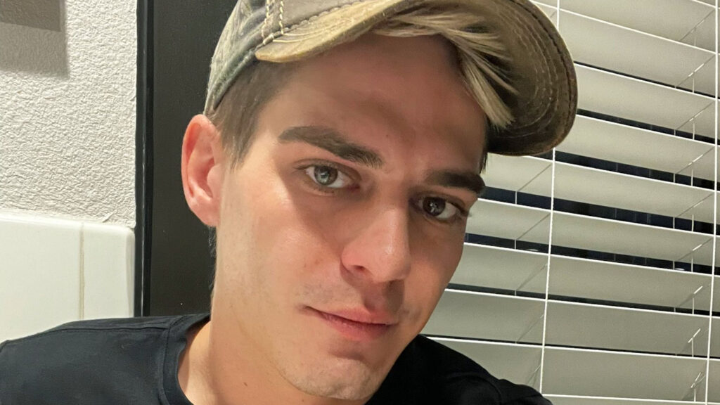Kyle - Industry Mourns Death of Former Gay Porn Star Kyle Ross - TheSword.com